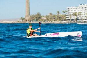 2 Hours of Canoeing in the Sea in Las Palmas de Gran Canaria - The first stage: paddling technique and canoe handling (before you go afloat)