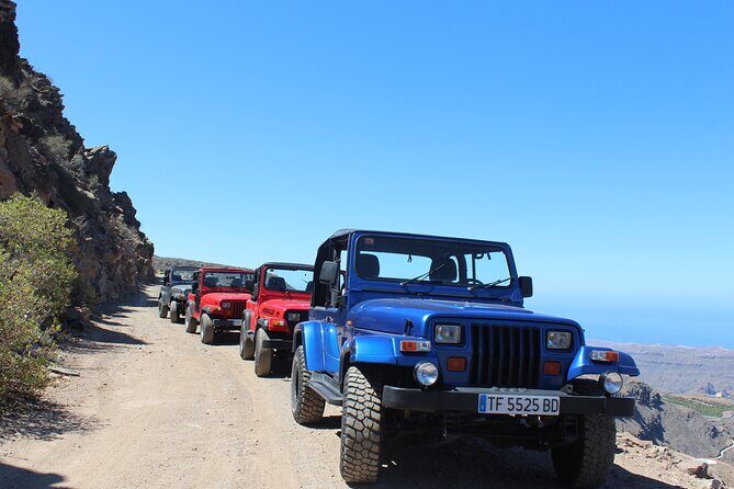 Adventure Driving Jeep Tour in Gran Canaria - Getting started: meeting point, pickup limits, and timing