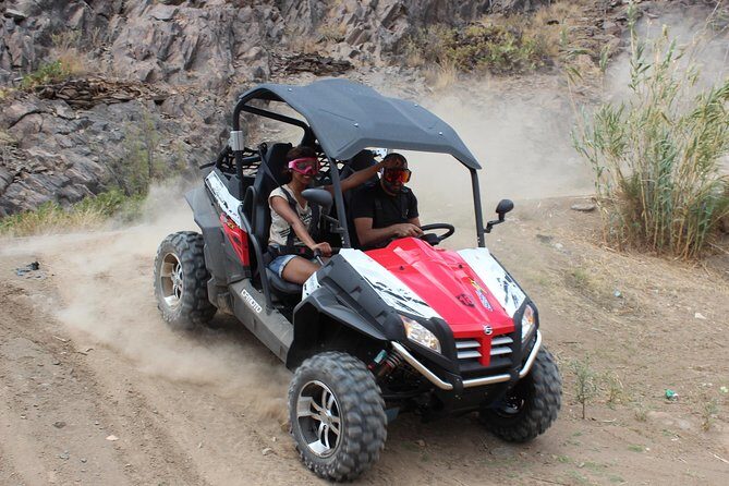Buggy Tour Gran Canaria - Safety, dust, and flying stones: the stuff nobody should ignore