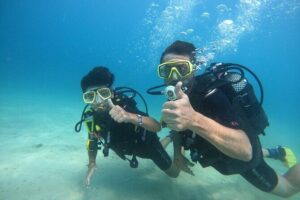 Discover Scuba Dive in Gran Canaria - Meeting at Av. de Italia in Maspalomas: gear-up and basics first