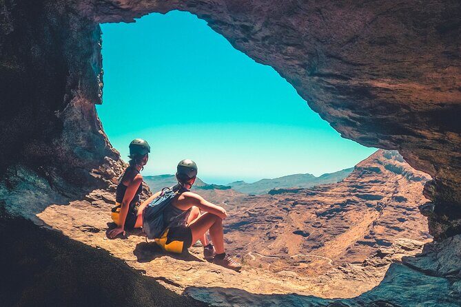 Dry Canyoning Half Day Trip - Inside Barranco de Las Vacas: Trekking to the Descent Points