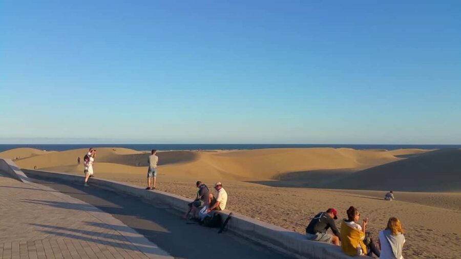 e-Scooter Step Kickstart Guided Tour: Sightseeing Maspalomas - The 2-Hour Option: Dunes, Bike Lines, Lighthouse, Oasis, Meloneras