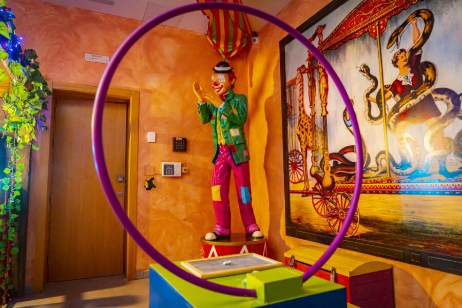 Escape room "The gratest show on earth" at Holidayworld - 45 Minutes On the Clock, 55 Minutes In the Story
