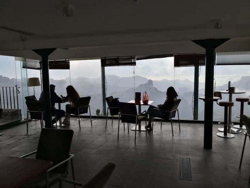 From Palmas: Pico de las Nieves & Roque Nublo Full-Day Trip - The farmers-market stop near San Mateo: a taste break on Saturday