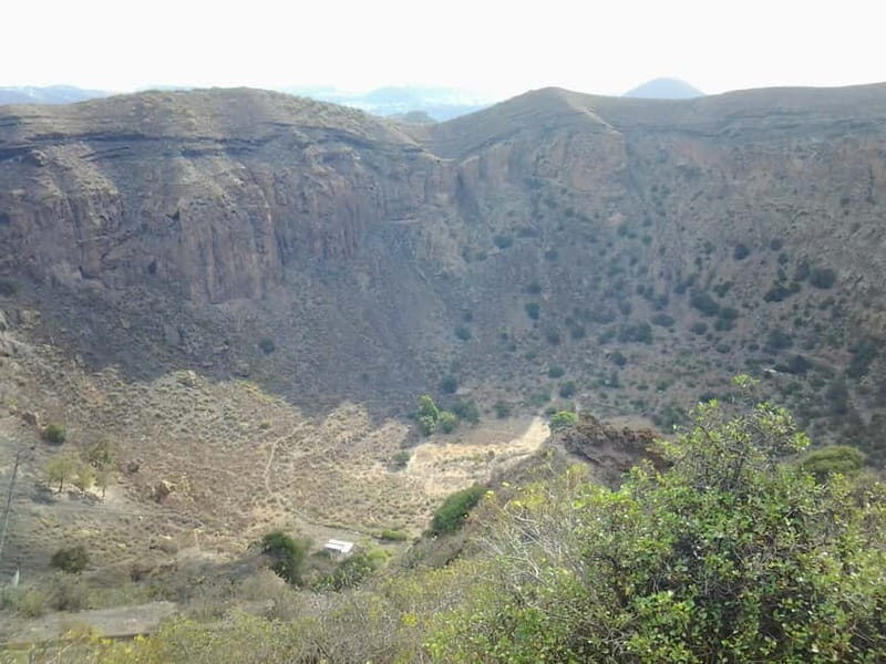 From Palmas: Pico de las Nieves & Roque Nublo Full-Day Trip - Cross of Tejeda: local flavors at a scenic pause
