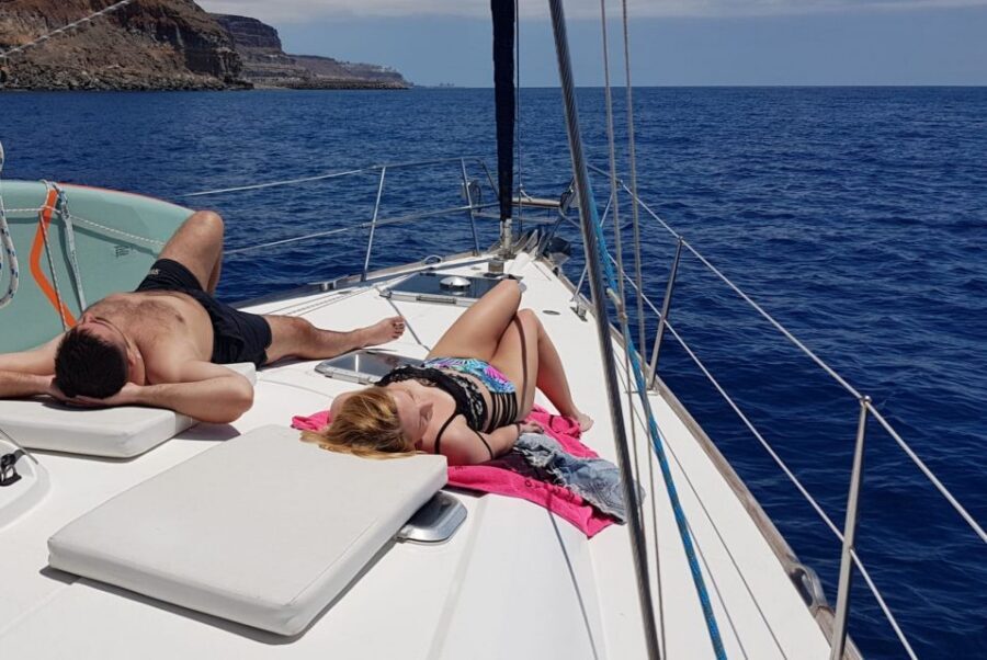 From Puerto de Mogán: Sailboat Trip with Food and Drinks - The sailing segments: what those hours out at sea actually buy you
