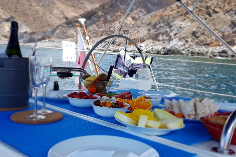 From Puerto de Mogán: Sailboat Trip with Food and Drinks - Snorkel and beach stop: how to make the 1-hour swim count