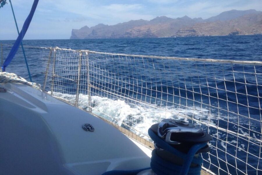 From Puerto de Mogán: Sailboat Trip with Food and Drinks - Should you book New Karolka’s sailing trip?