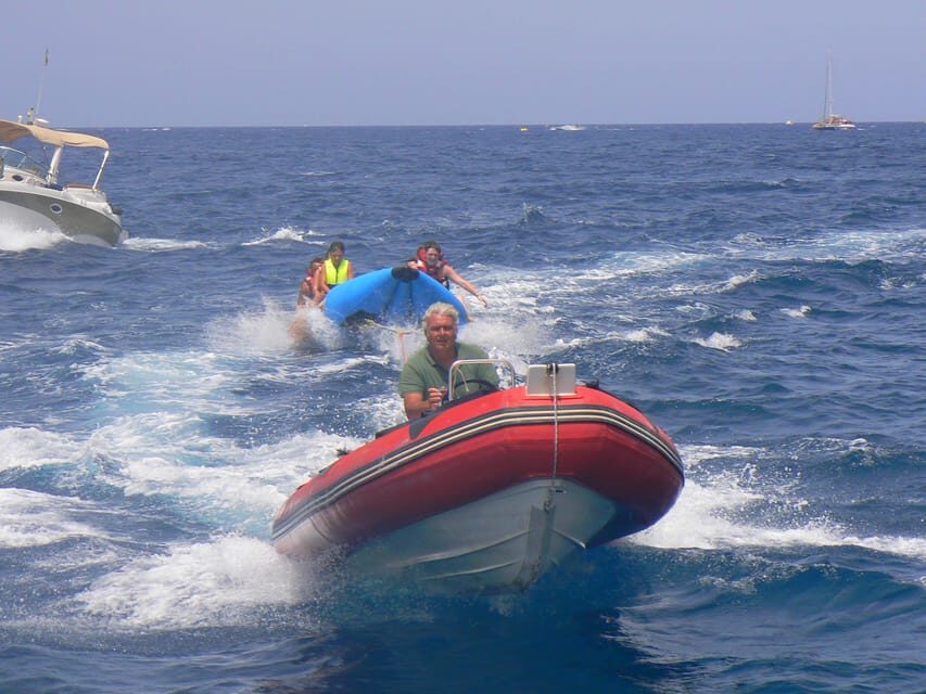From Puerto Rico: Boat trip along the coast w/ Food & Drinks - FAQ