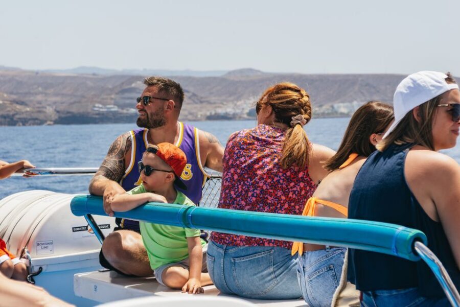 From Puerto Rico de Gran Canaria: Dolphin Watching Cruise - Spirit of the Sea: comfort, glass-bottom viewing, and the reality of the sea