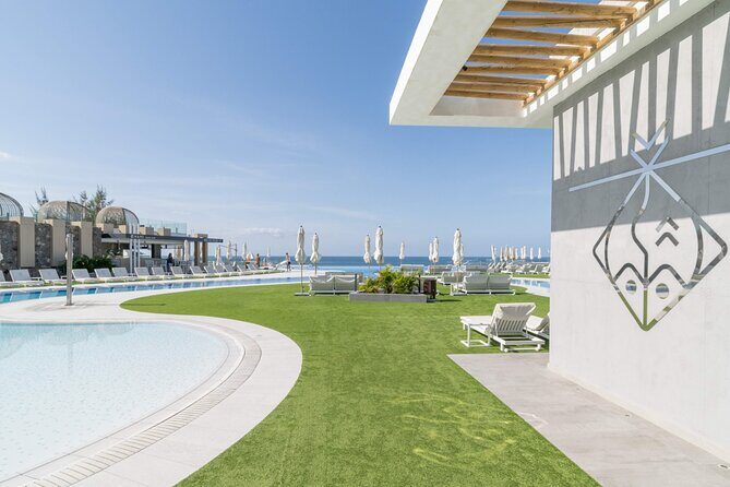 Full Day Ticket at Perchel Beach Club with Lunch - Drinks: what is included, what is not, and how to plan