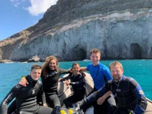 Gran Canaria: 3-Day Open Water Diver Course - Day 1: Interactive Theory, Pool Skills, Then First Open-Water Time