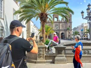 Gran Canaria 7 Highlights Small Group Tour with Tapas Picnic - Pickup, van comfort, and how to plan for a long day