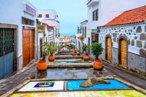 Gran Canaria: Full-Day VIP Tour by Bus - Agüimes and the Aboriginal Quarter: Warming Up for Island Culture