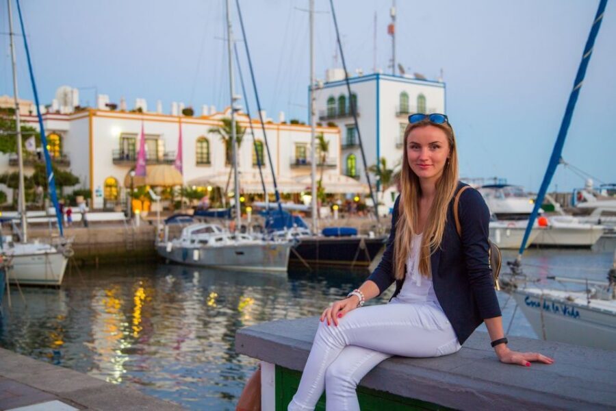 Gran Canaria: Puerto de Mogán Local Market Day Trip - Puerto de Mogán: canals, bougainvillea, and the Little Venice feeling
