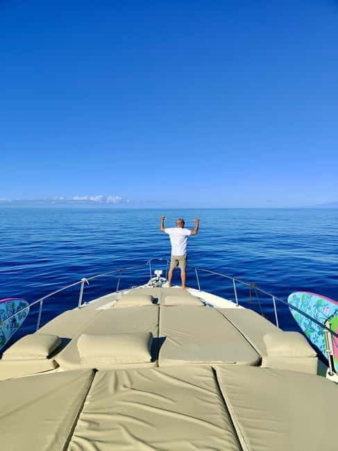Gran Canaria: Shared yacht excursion with beverages, lunch and snorkeling - Appetizer and the Included Open Bar: Where the Value Hides