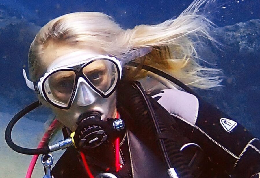 Gran Canaria:Live an Adventure and Learn to Dive with Expert - The 4-hour flow: pickup, gear, briefing, and your first underwater breaths