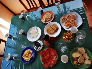 Las Palmas: 100% Local Tapas & Beach views - Why This Tour Feels Local (Not Just Another Food Stop)