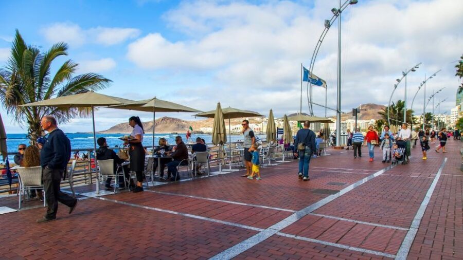 Las Palmas, Botanical Gardens and Bandama Volcano Tour - Vegueta: walking the historic heart of Las Palmas