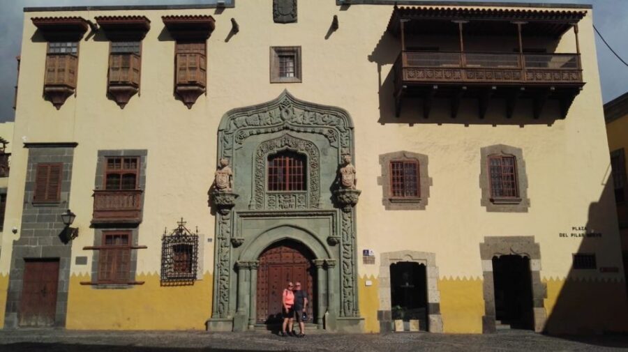 Las Palmas de Gran Canaria: Guided City Tour by Bike - Itinerary Walkthrough: From Port District to Old Town
