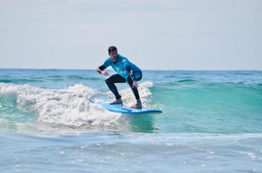Las Palmas: Learn to Surf with a Special Price for Two Group - How the Plus-One Beginner Class Works (and Why the Small Group Matters)