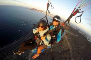 Las Palmas: Paragliding Tandem Flight with Instructor - The Instructor Team and the Fast Safety Setup