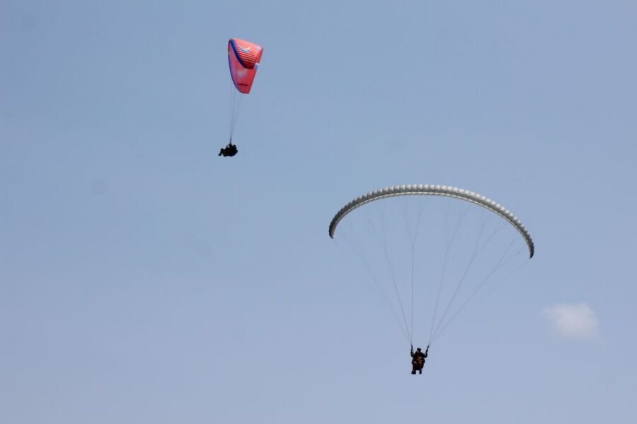 Las Palmas: tandem paragliding flights for everyone - Meeting at Auditorio Alfredo Kraus and heading to the launch
