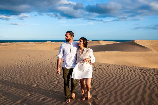 Photoshoot at Dunas Maspalomas in Desert Beach Ocean View - Beach and dunes viewpoints: how you get ocean-view photos