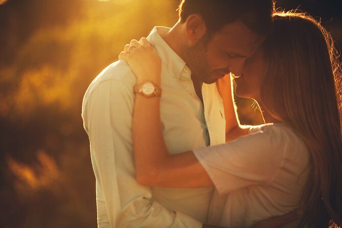 Photoshooting at Roque Nublo, Tejeda - Who this sunset photoshoot fits best