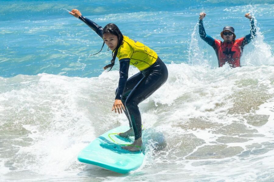 Playa del Inglés Maspalomas: High Quality Surf Classes - Conditions can shift: what to expect with surf and start times
