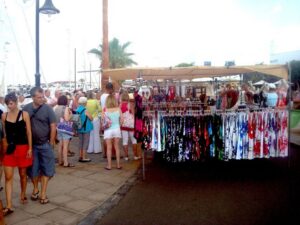 Puerto de Mogan: Friday Market Experience - Strolling Puerto de Mogán’s Italian-Inspired Canals