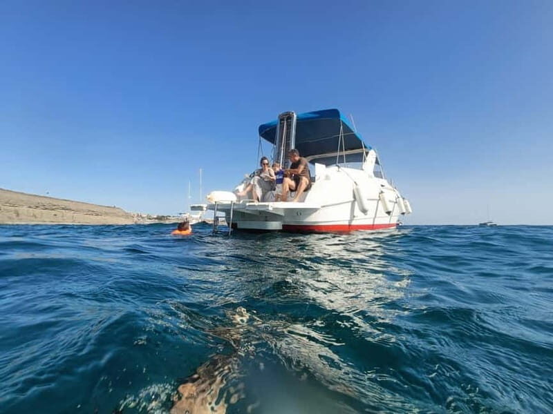 Puerto de Mogán: PRIVATE Yacht for up to 10 persons - The 6-hour flow: Mogán to Playa de Güigüí and back