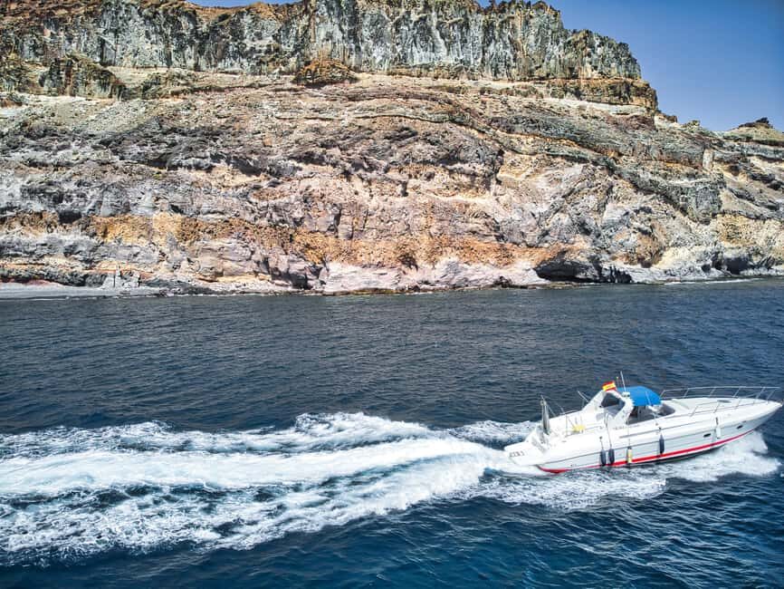 Puerto de Mogán: Private yacht up to 10 persons - Crew and guide vibe, including Hose
