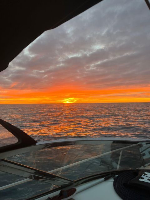 Puerto Rico, Gran Canaria: Boat Tour with Tapas and Drinks - Food and Drinks: Tapas, Sangria, Beer, and Keeping the Mood Light