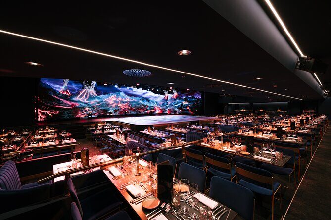 Sala Scala Gran Canaria Dinner Show - The show itself: dance, tech, and performers who keep you watching