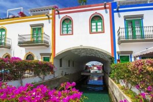 Tour to Mogán, La Aldea & Las Canteras - Big Island tour - Getting picked up: Parque Tropical matters if you’re in Las Palmas