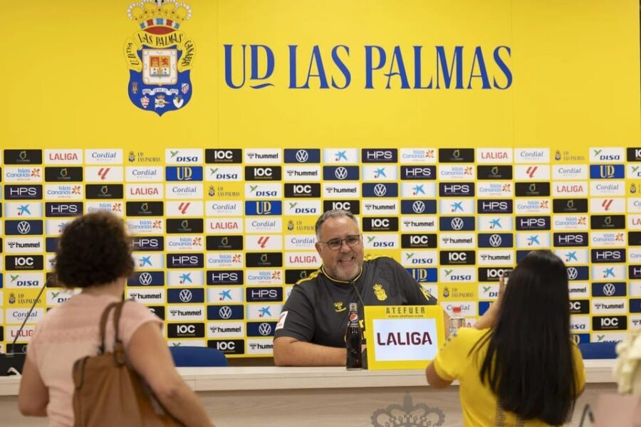 UD Las Palmas Gran Canaria Stadium Guided Tour - Should you book UD Las Palmas Stadium Guided Tour?